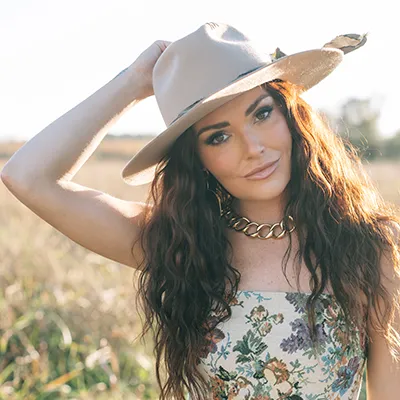 kylie-morgan 400x400px